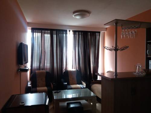 Фото 
Apartments New Gudauru 3
