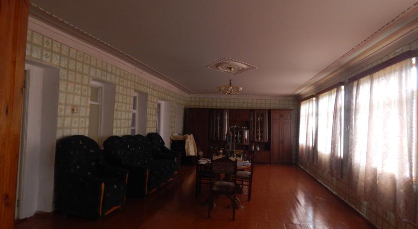 Фото 
Manana&#39;s Guesthouse
