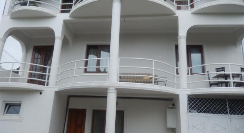 Фото 
Homestay Nina
