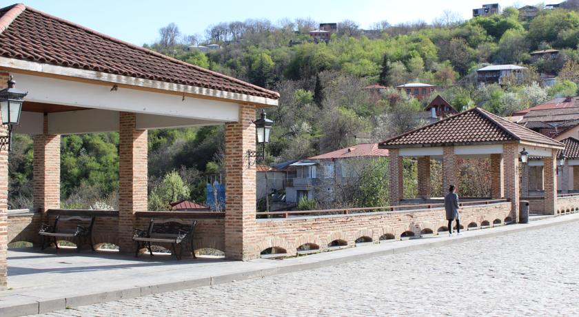 Фото 
Hotel Caucasus
