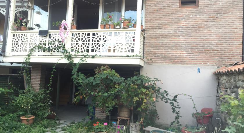 Фото 
Ochos Qokhi
