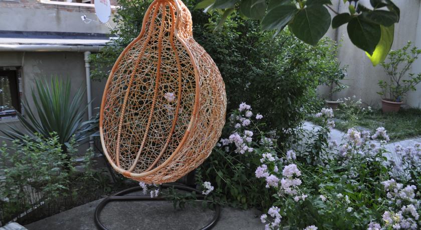 Фото 
Khazalia House
