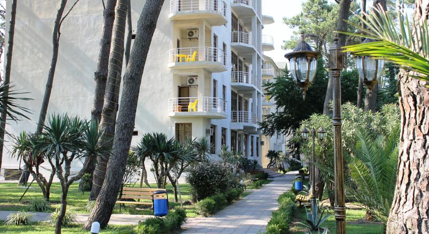 Фото 
64 Suites Apart
