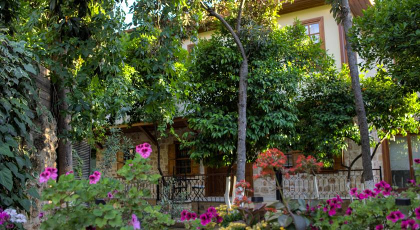 
Citrus Garden Hotel

