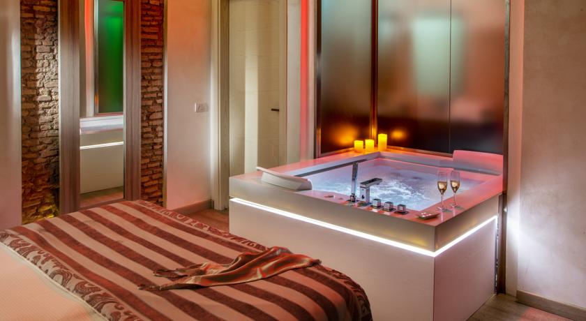 Фото 
Gallery Hotel Art
