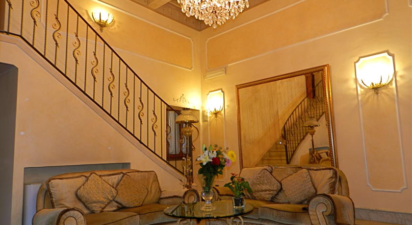 Фото 
UNA Hotel Tocq
