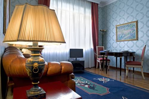 Фото 
Suzzani 140
