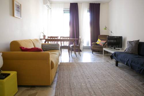 Фото 
Hotel Flora
