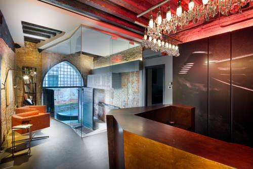 Фото 
Golden Hotel
