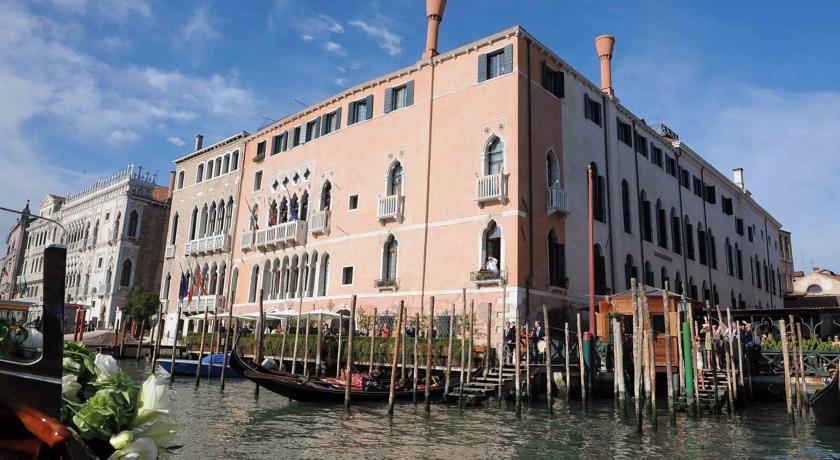 Фото 
Hotel Transatlantico
