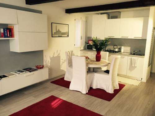 Фото 
Hotel Cristina
