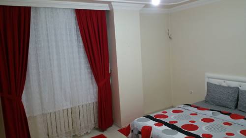 Фото 
Şahi̇n Apartment 1
