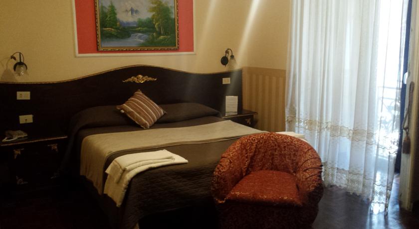 Фото 
Casa Gravina
