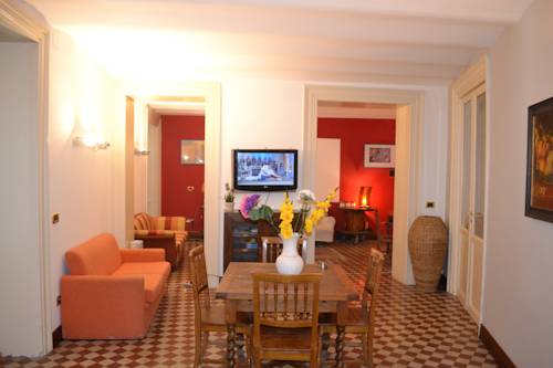 Фото 
Card International Hotel
