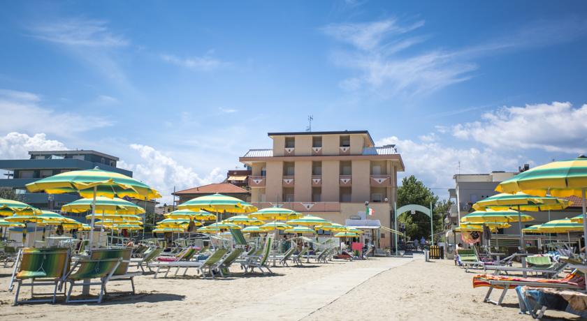 Фото 
Palazzo Maffei Verona
