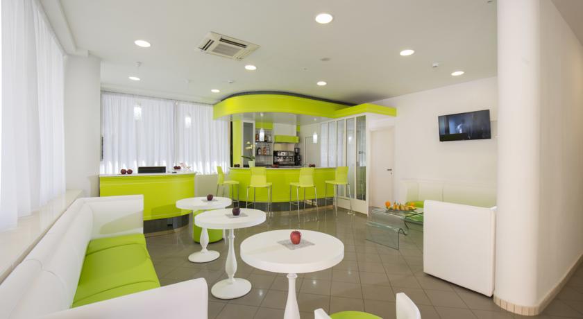 Фото 
Hotel San Luca
