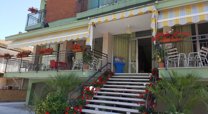 Фото 
Hotel Europa
