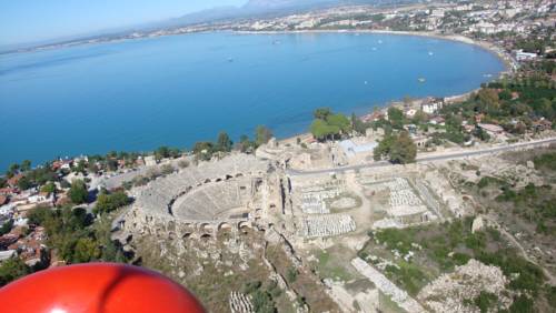 Фото 
Beach House Apartment
