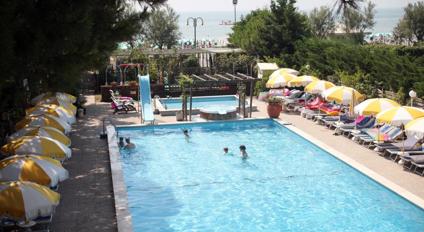 Фото 
Grand Hotel Miramare
