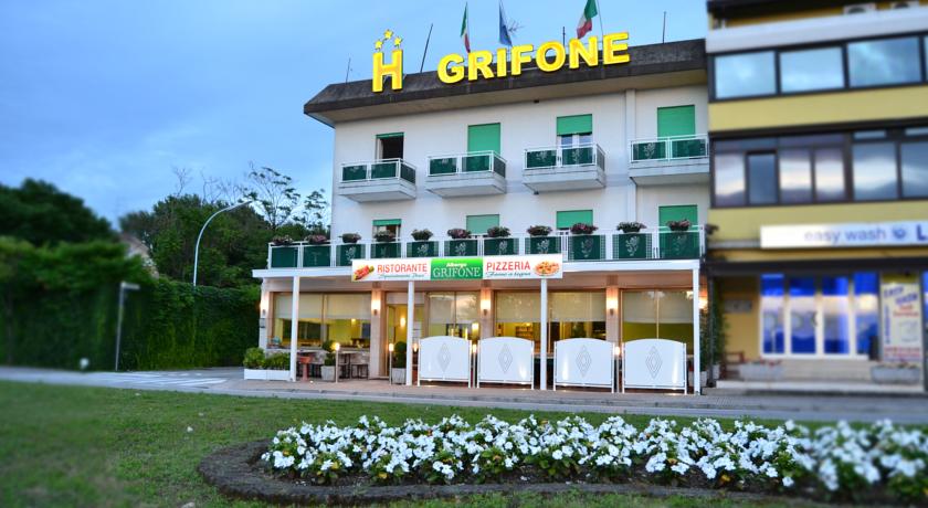 Фото 
Hotel Monte Tauro
