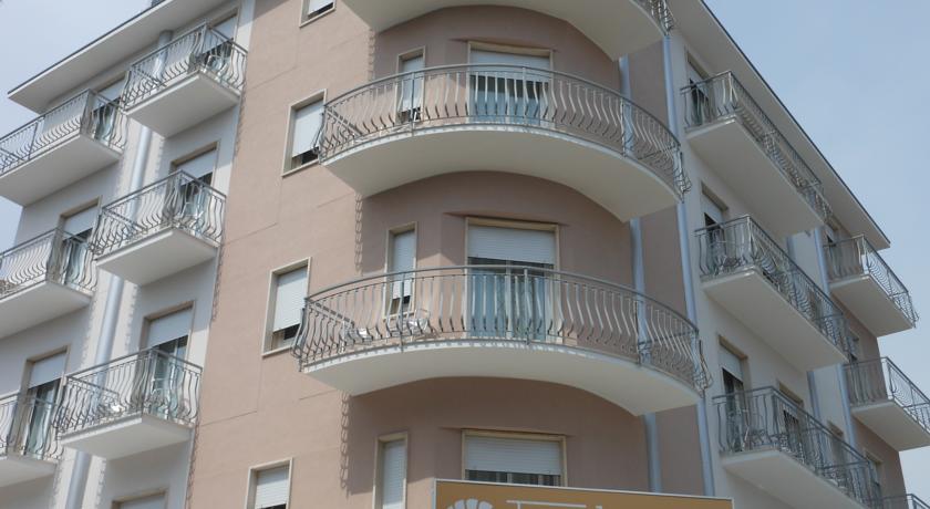 Фото 
Hotel Soleado
