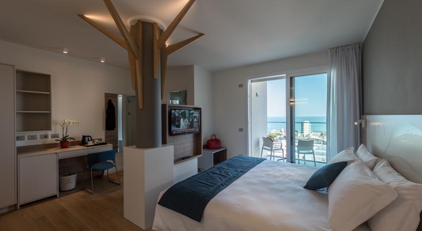 Фото 
La Malandrina
