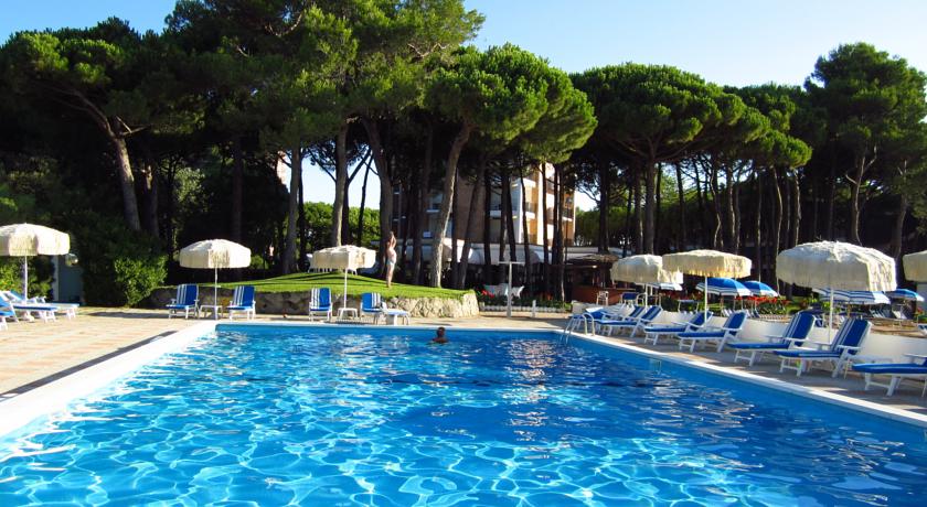 Фото 
La Plage Resort
