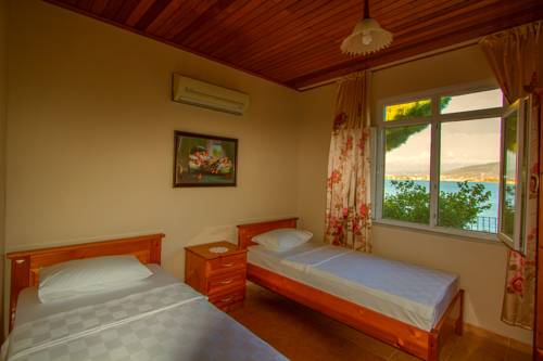 Фото 
Sahnur Holiday Home
