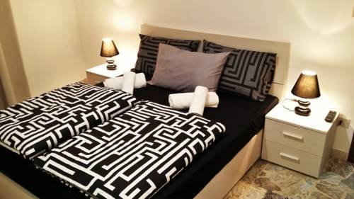 Фото 
Zaffiro Blu Airport
