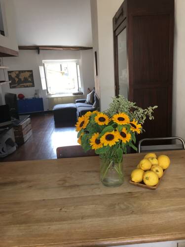 Фото 
Bilocale San Lorenzo 21
