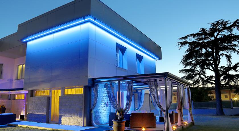 Фото 
23 Bed & Breakfast
