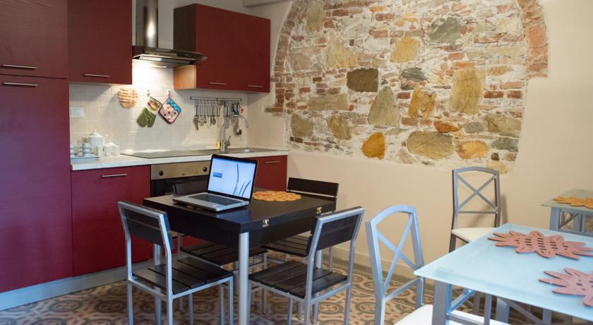 Фото 
La Coccinella Guest House
