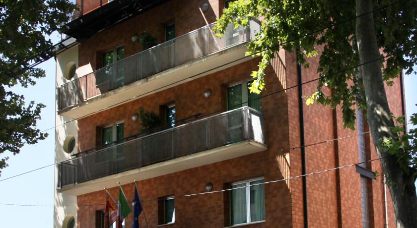 Фото 
Nuova Mestre
