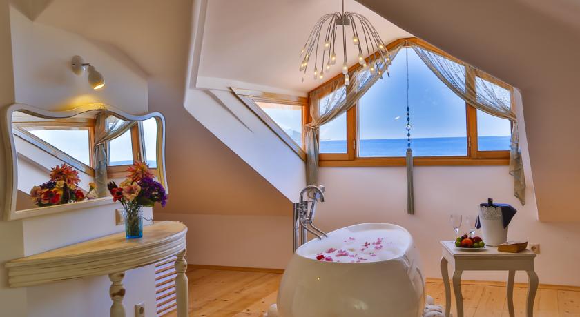 
Oyster Residences - Adult Only
