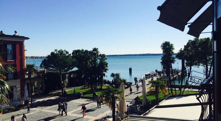 Фото 
Hotel Suisse
