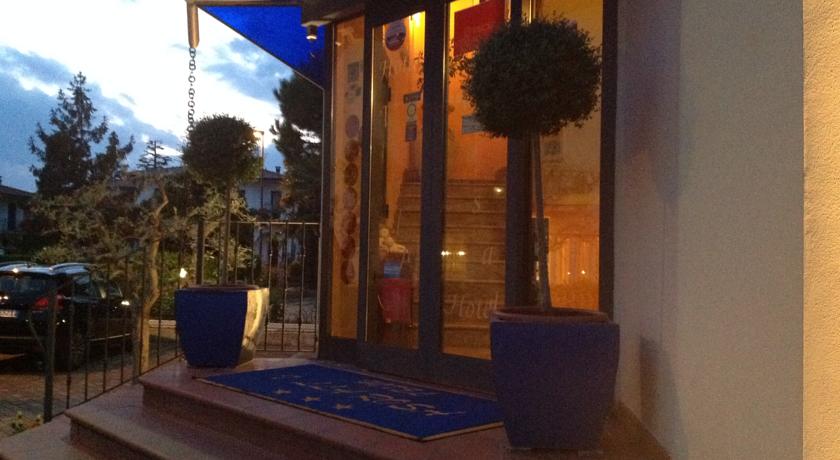 Фото 
Hotel Ganfo
