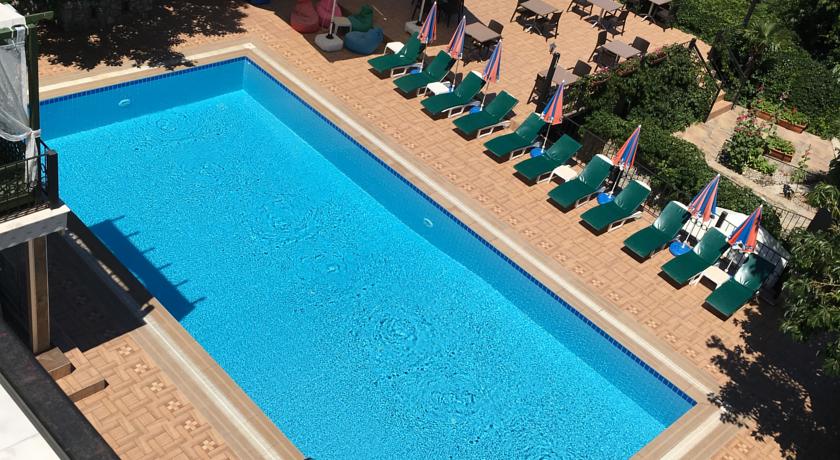 
Green Peace Hotel
