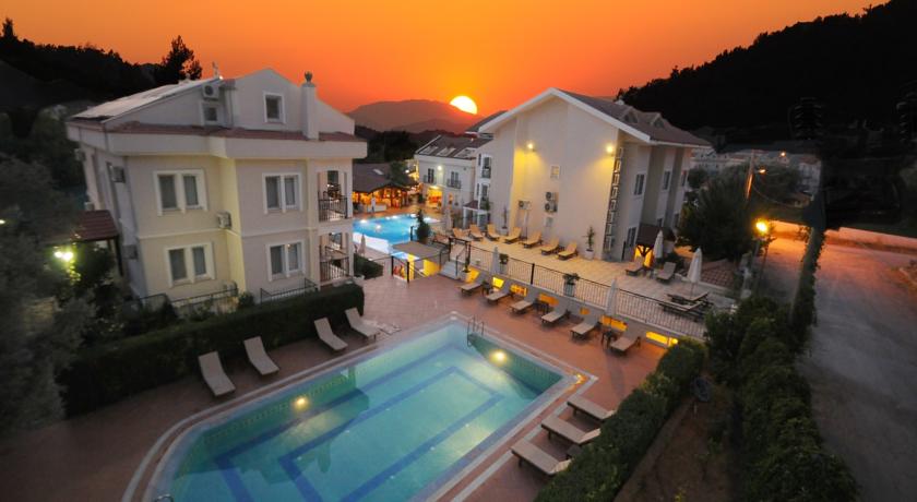 
Sea Breeze Hotel and Apartments
