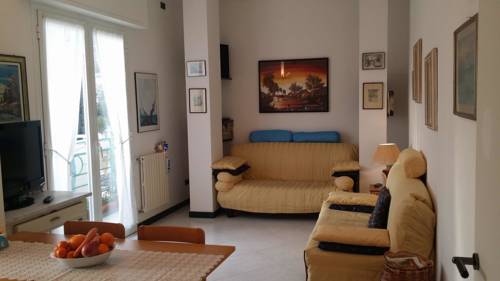 Фото 
SweetDreams Guest House
