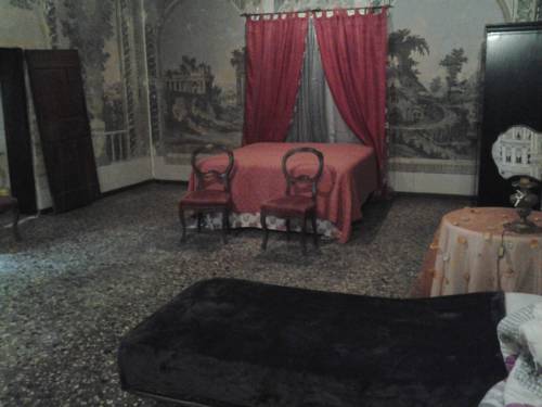 
Il bel locandiere
