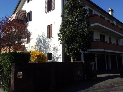 Фото 
Nassima Towers Hotel Apartments
