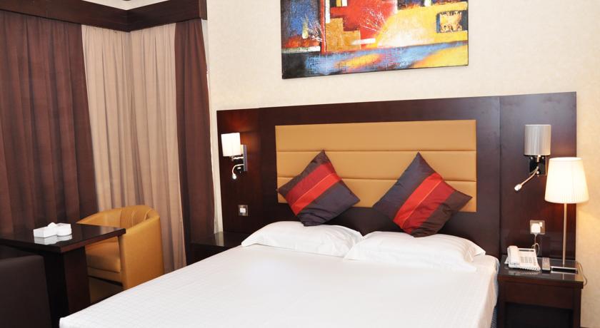 Фото 
Sharjah Carlton Hotel
