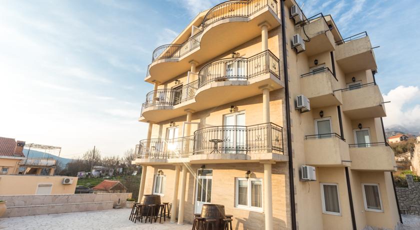 Фото 
Apartments Dončić
