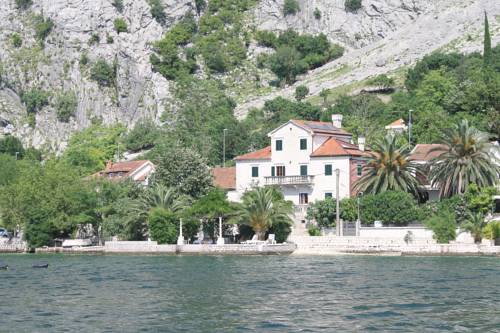 
Apartments Obala - Katić
