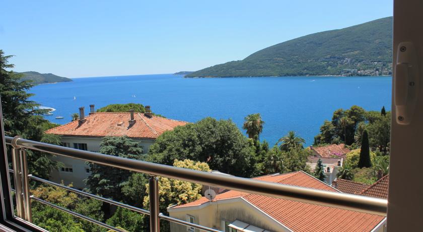 
Regent Porto Montenegro
