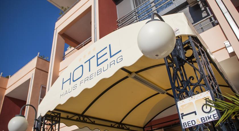 Фото 
Palastura Apartments
