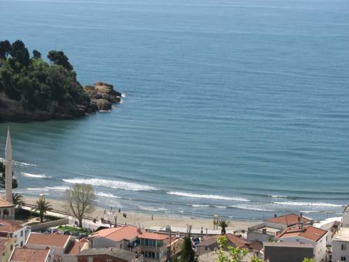 Фото 
Niki Apartments
