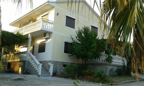 Фото 
Tatjana Apartment
