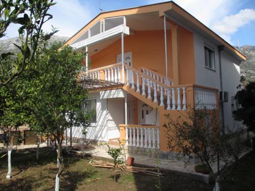 
Apartments Orfej

