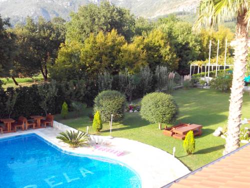 Фото 
Sveti Stefan Obala Apartment
